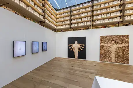 (I see all but you) osanaihikari, Soh Souen _ Ginza Tsutaya Books GINZA ATRIUM Tokyo, JAPAN  _ soh souen